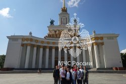 У курсантов Академии прошли занятия на территории ВДНХ